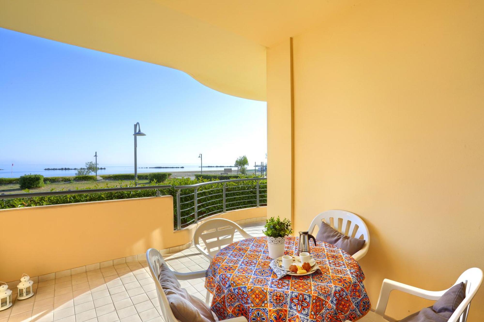 Mazzarosa Residence Roseto Degli Abruzzi Extérieur photo